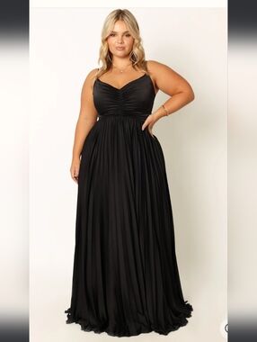 NWT Petal And Pup Naira Pleated Maxi Dress Black 10